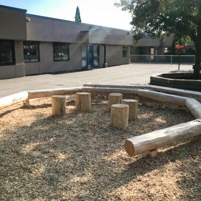 habitat systems natural play outdoor classroom on engineered wood fibre (EWF) surfacing