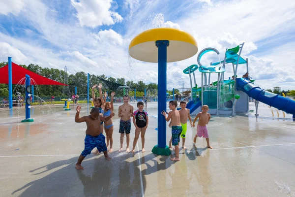 AQ MI Red Oaks Waterpark 47